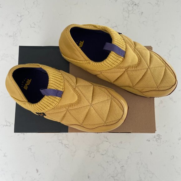 Teva 1984 Outdoor ReEmber Moccasin 1125471 Slip On Gold w Purple Tab Sz 8 NWT - Picture 2 of 14